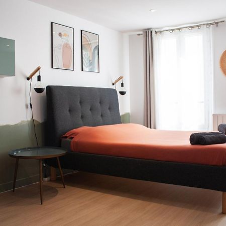 Studio Cosy En Plein Coeur Historique De Pontoise Apartment Bagian luar foto
