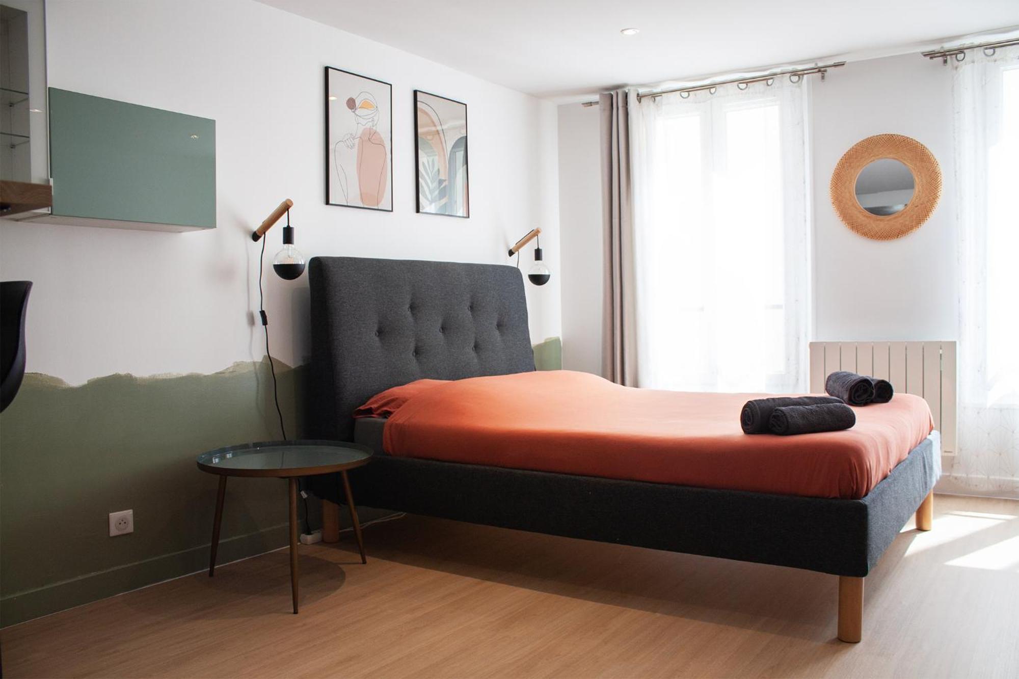 Studio Cosy En Plein Coeur Historique De Pontoise Apartment Bagian luar foto
