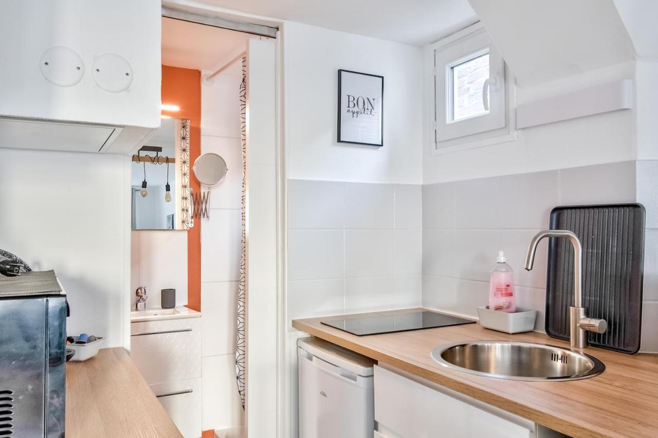 Studio Cosy En Plein Coeur Historique De Pontoise Apartment Bagian luar foto