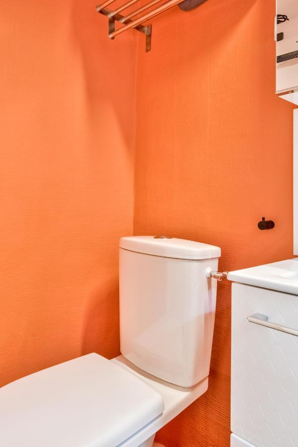 Studio Cosy En Plein Coeur Historique De Pontoise Apartment Bagian luar foto
